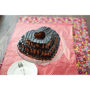 Nordic Ware Bakform Tiered Heart Bundt® Pan - Hus-modern.se