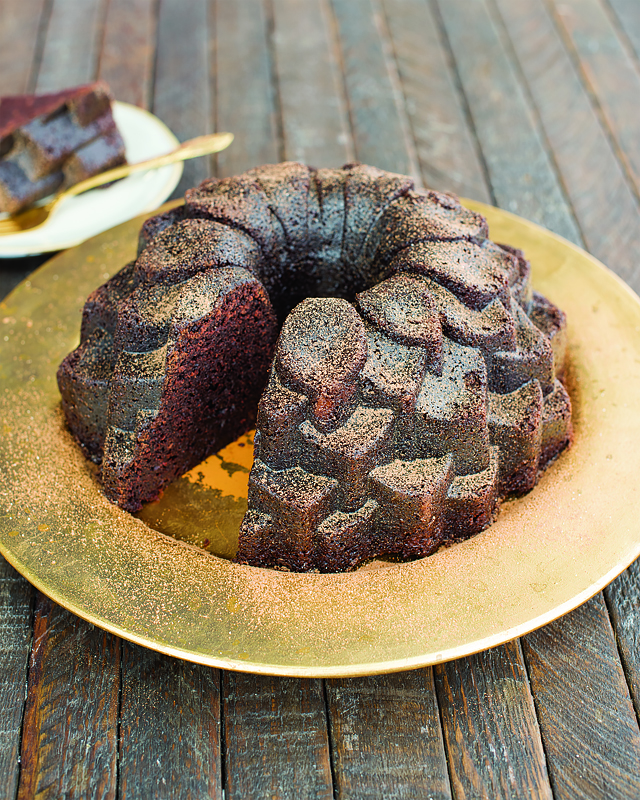 Nordic Ware Bakform Blossom Bundt® Pan - Hus-modern.se