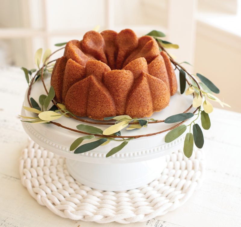 Nordic Ware Bakform Magnolia Bundt® Pan - Hus-modern.se