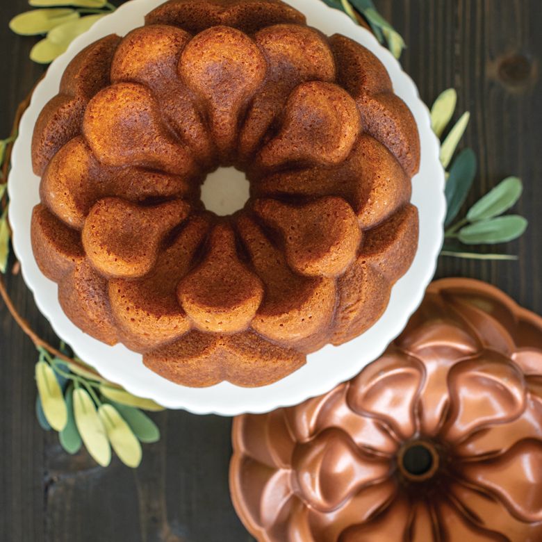 Nordic Ware Bakform Magnolia Bundt® Pan - Hus-modern.se